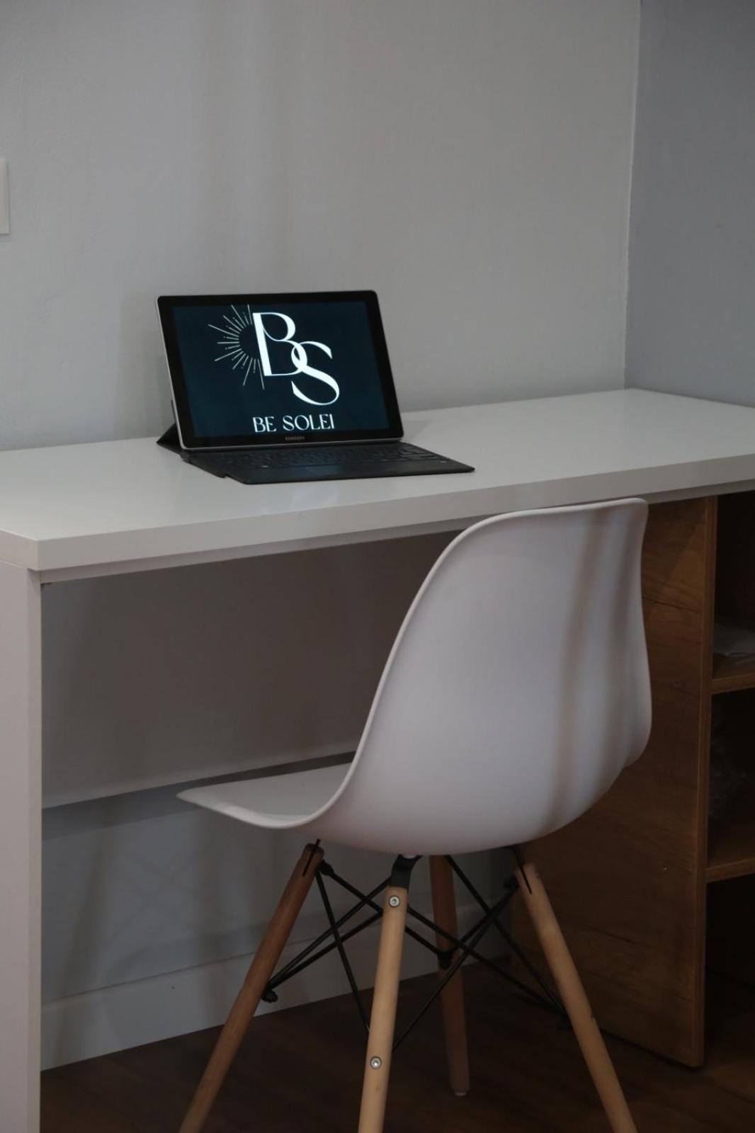 Be Solei Studio Apartments Sol 2 地拉那 外观 照片